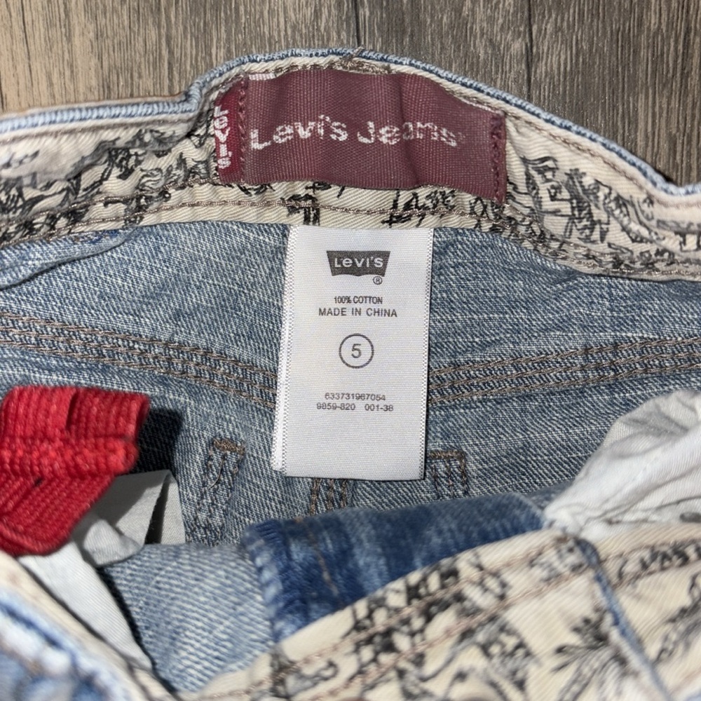 Vintage Kids Y2K - wide leg Levi’s jeans size 5 - - Picture 2 of 3